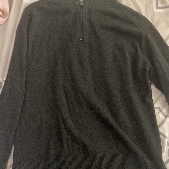 H&M WOMANS SWEATER - Picture 4 of 6